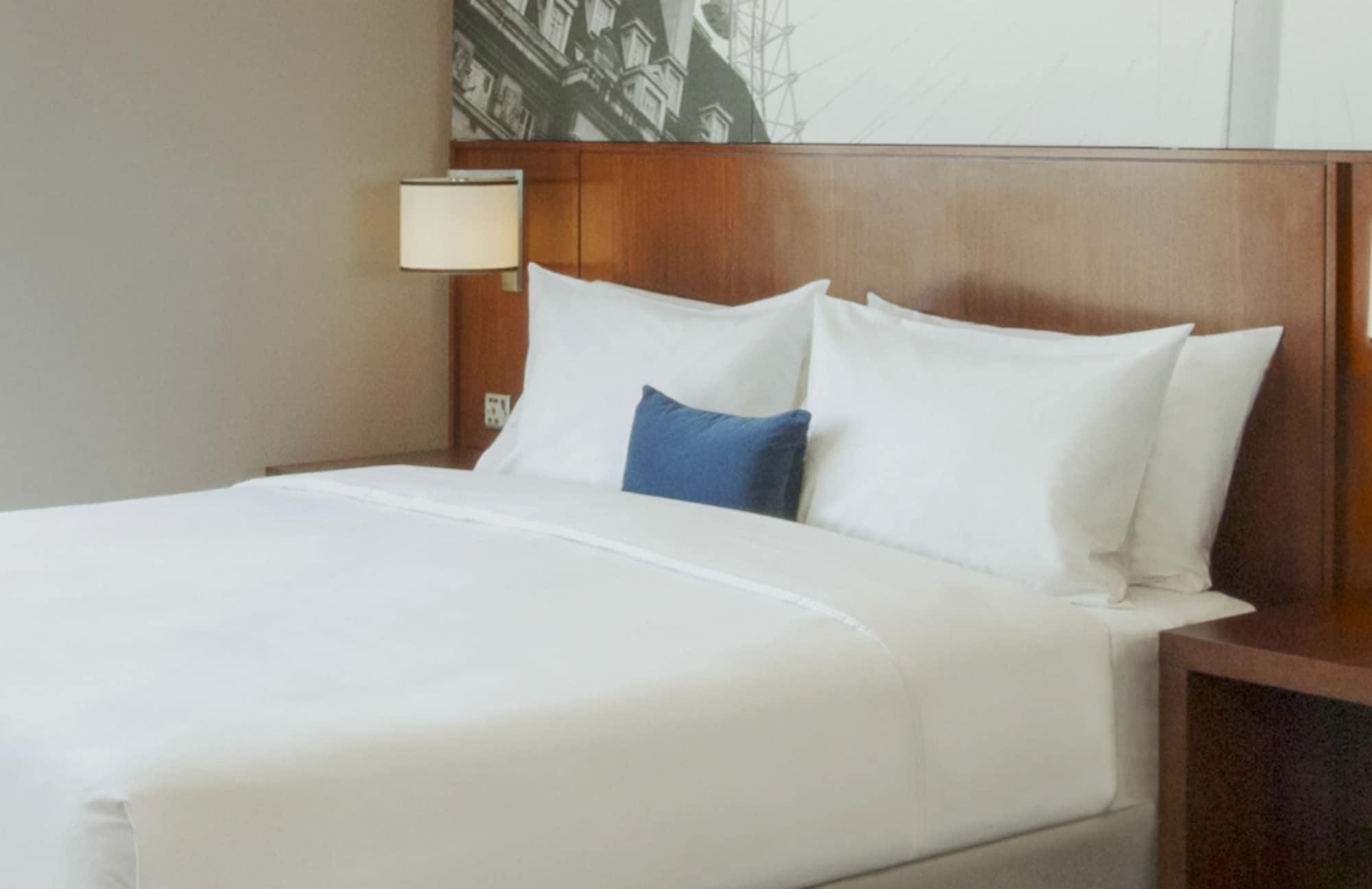 Hyatt Place West London Hayes Hillingdon Bagian luar foto