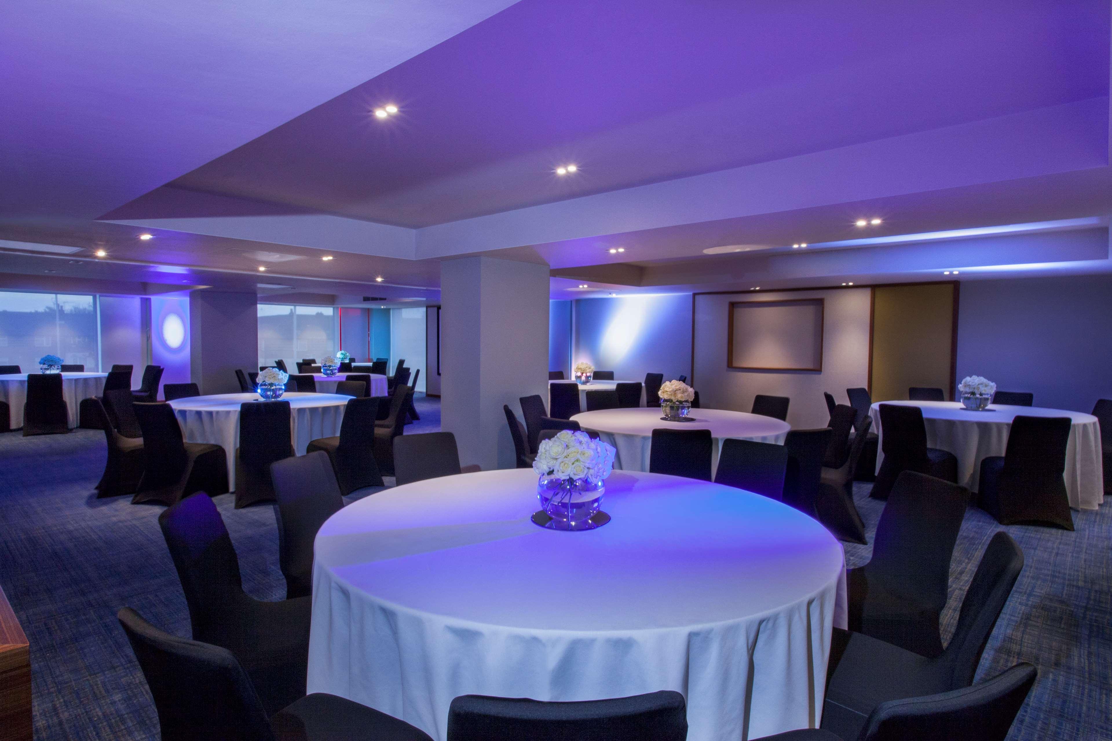 Hyatt Place West London Hayes Hillingdon Bagian luar foto