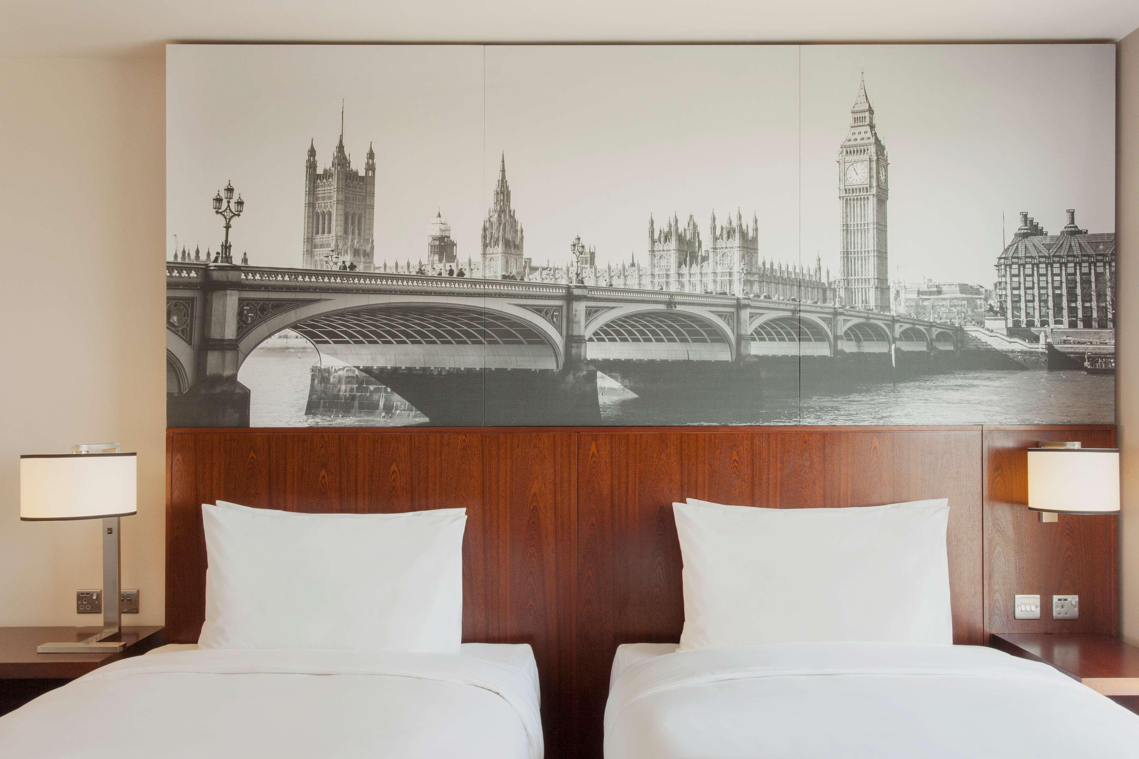 Hyatt Place West London Hayes Hillingdon Bagian luar foto