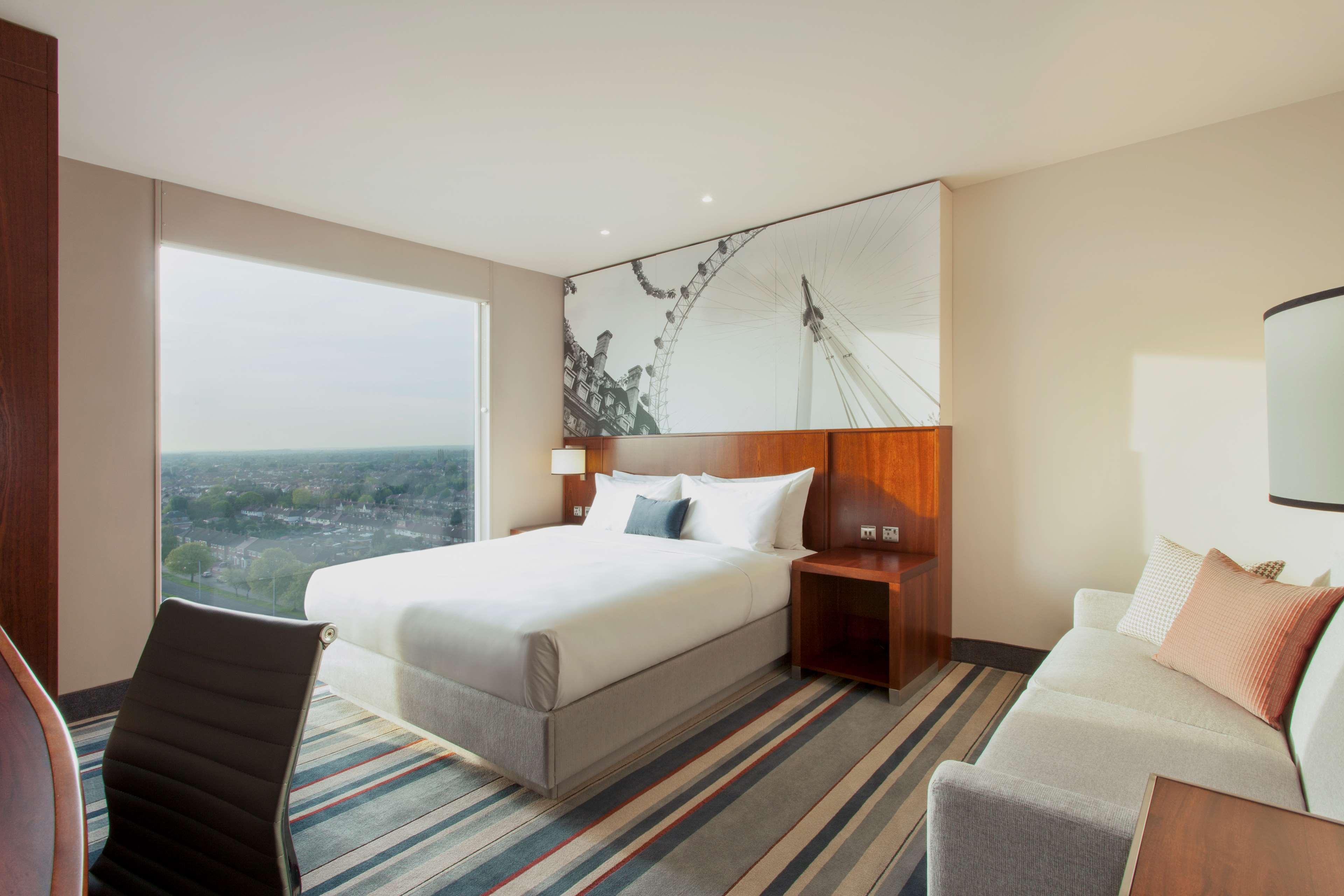 Hyatt Place West London Hayes Hillingdon Bagian luar foto